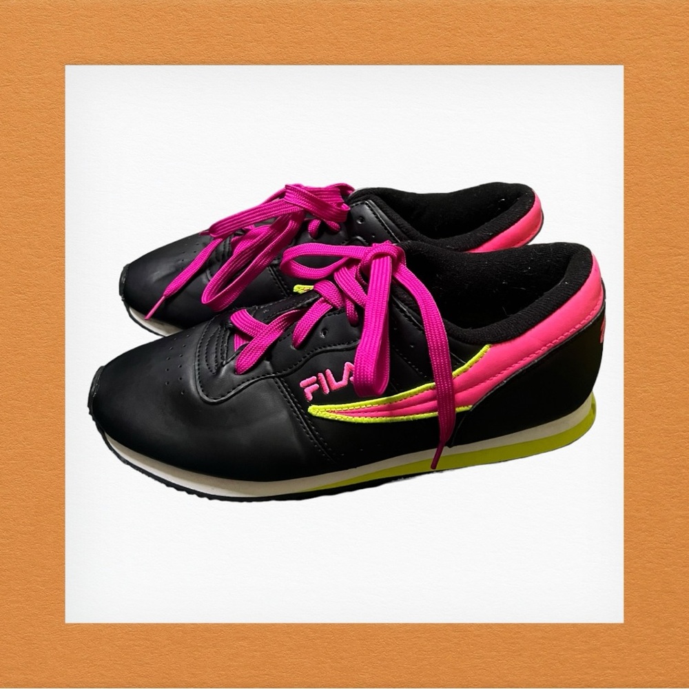FILA WOMENS MACHU 5R01791-044 BLACK CASUAL SHOES 👟